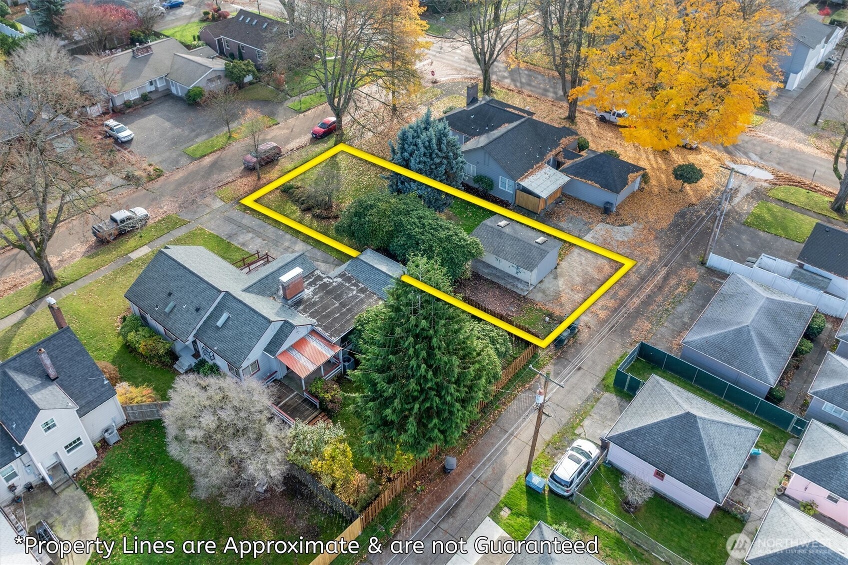 1505 19th Avenue Longview, WA 98632 - Photo 17 of 21 an aerial view of house with a yard