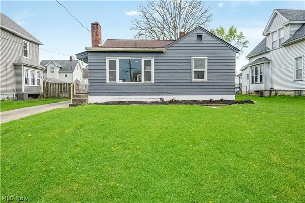 $135,000 | 34 Helen Avenue, Niles, OH 44446