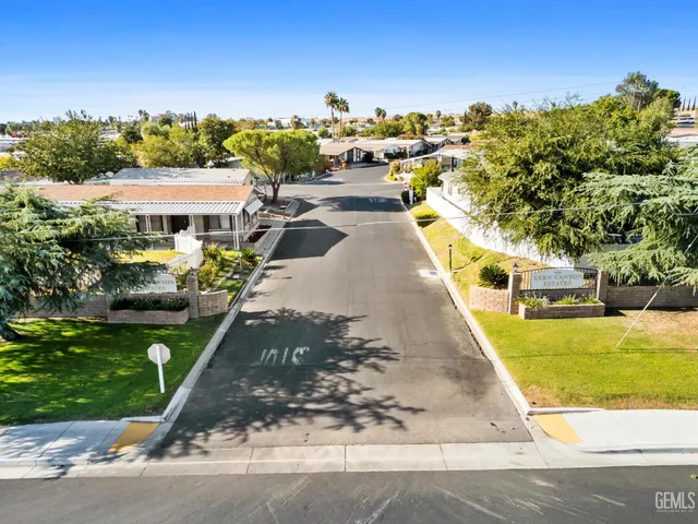 a view of a yard with an outdoor space