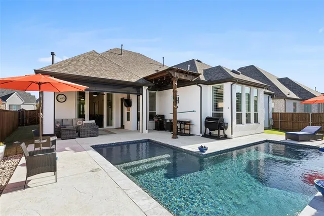 $798,000 | 1421 Bluestem Drive, Aubrey, TX 76227