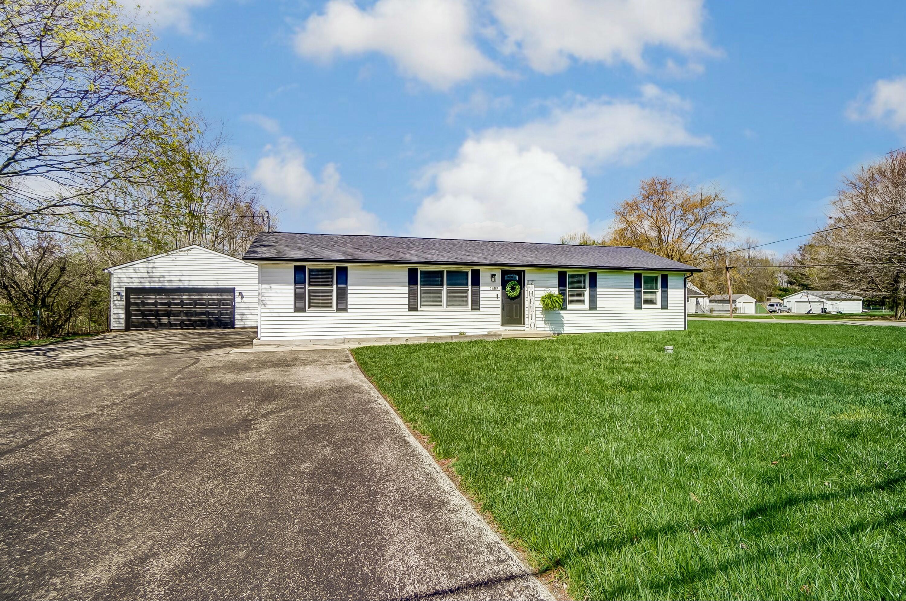 1655 Titus Road Springfield, OH 45502 - Photo 5 of 59
