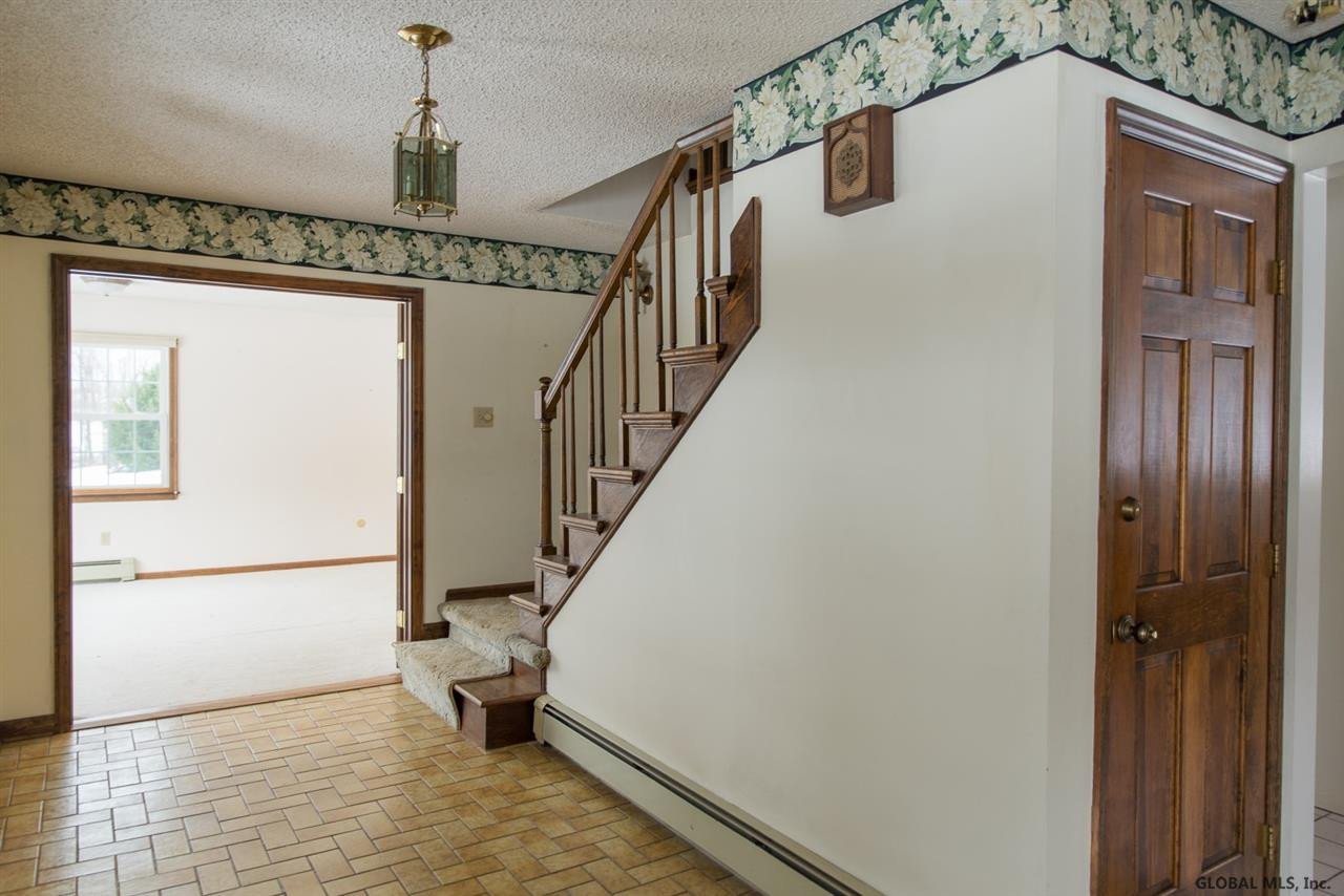 245 Potter Road Amsterdam, NY 12010 - Photo 8 of 18 Photo 8