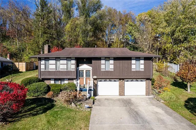 $242,000 | 237 Melrose Drive, New Stanton, PA 15672