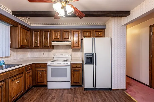 $242,000 | 237 Melrose Drive, New Stanton, PA 15672