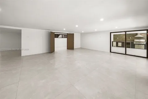 $8,950,000 | 900 Northeast 75th Street, Miami, FL 33138