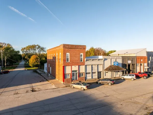 $345,000 | 221 Main Street, Garden City, MO 64747