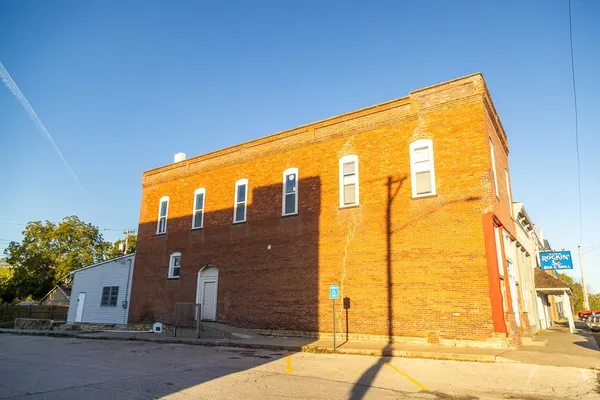 $345,000 | 221 Main Street, Garden City, MO 64747