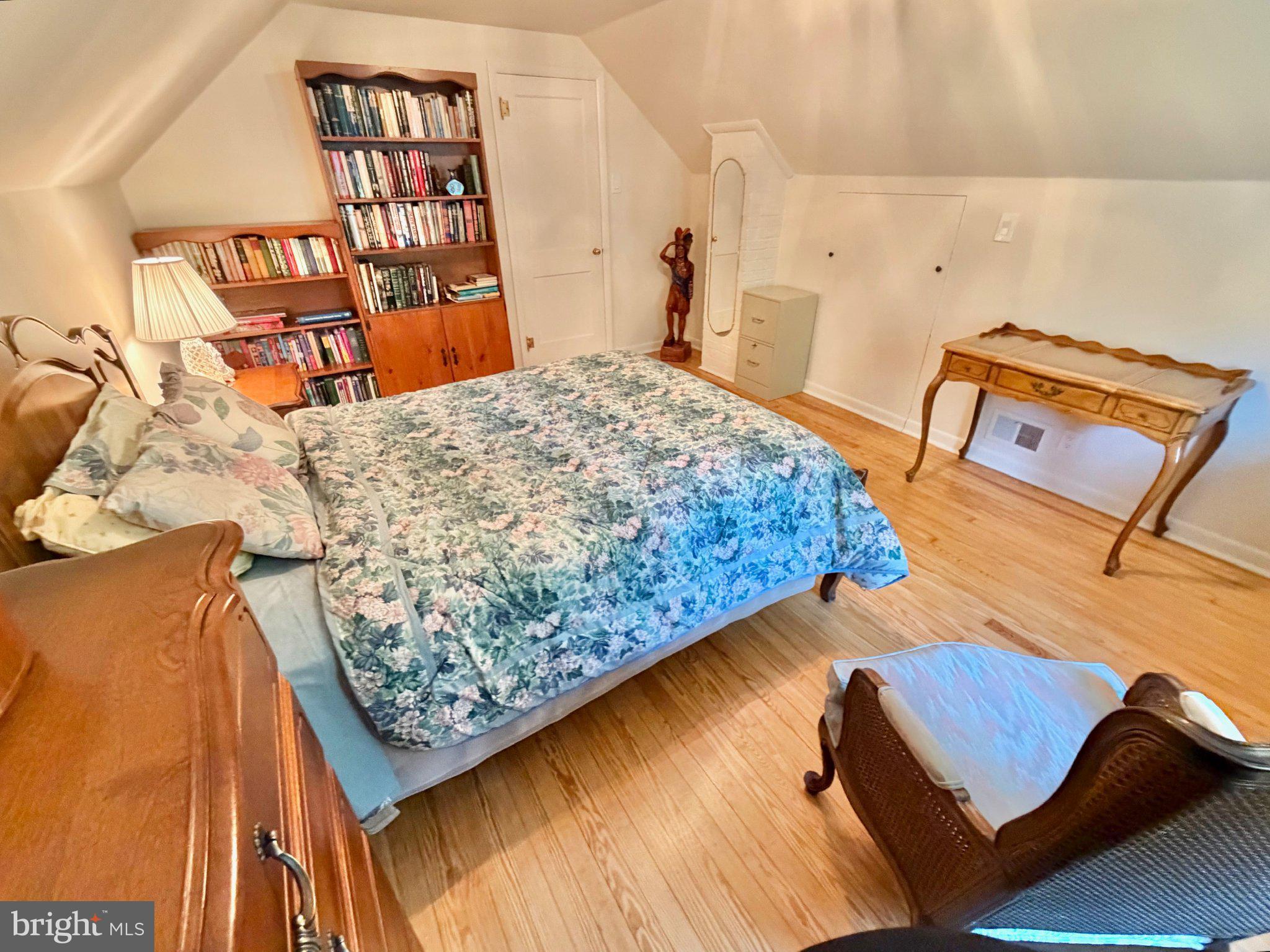 1901 Columbus Road Burlington, NJ 08016 - Photo 20 of 44 Bedroom 3 on 2nd Floor