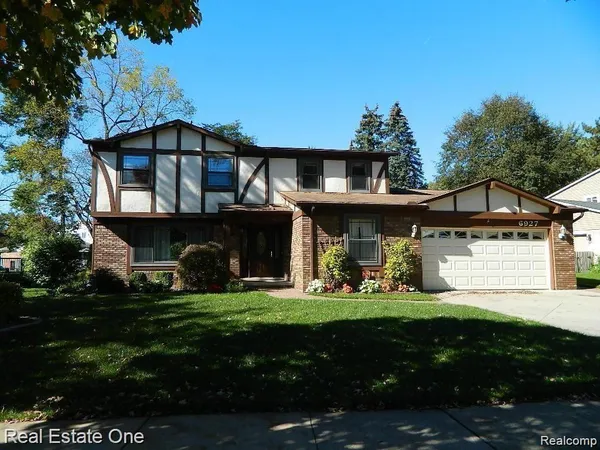 $3,495 | 6927 Northpoint Drive, Troy, MI 48085
