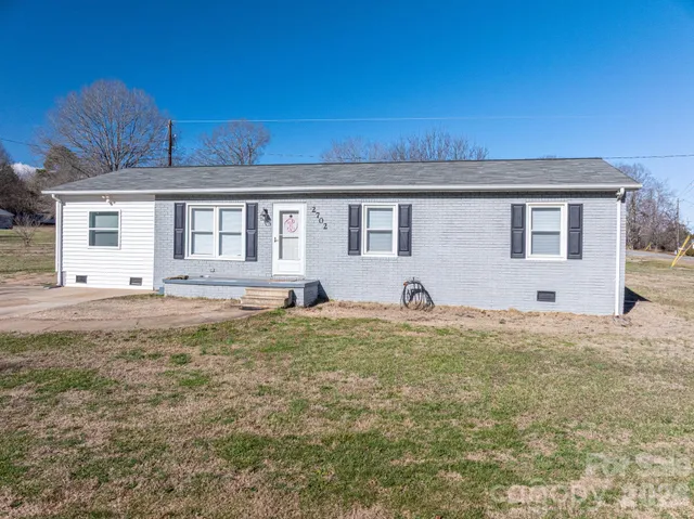 $242,000 | 2702 South Post Road, Shelby, NC 28152