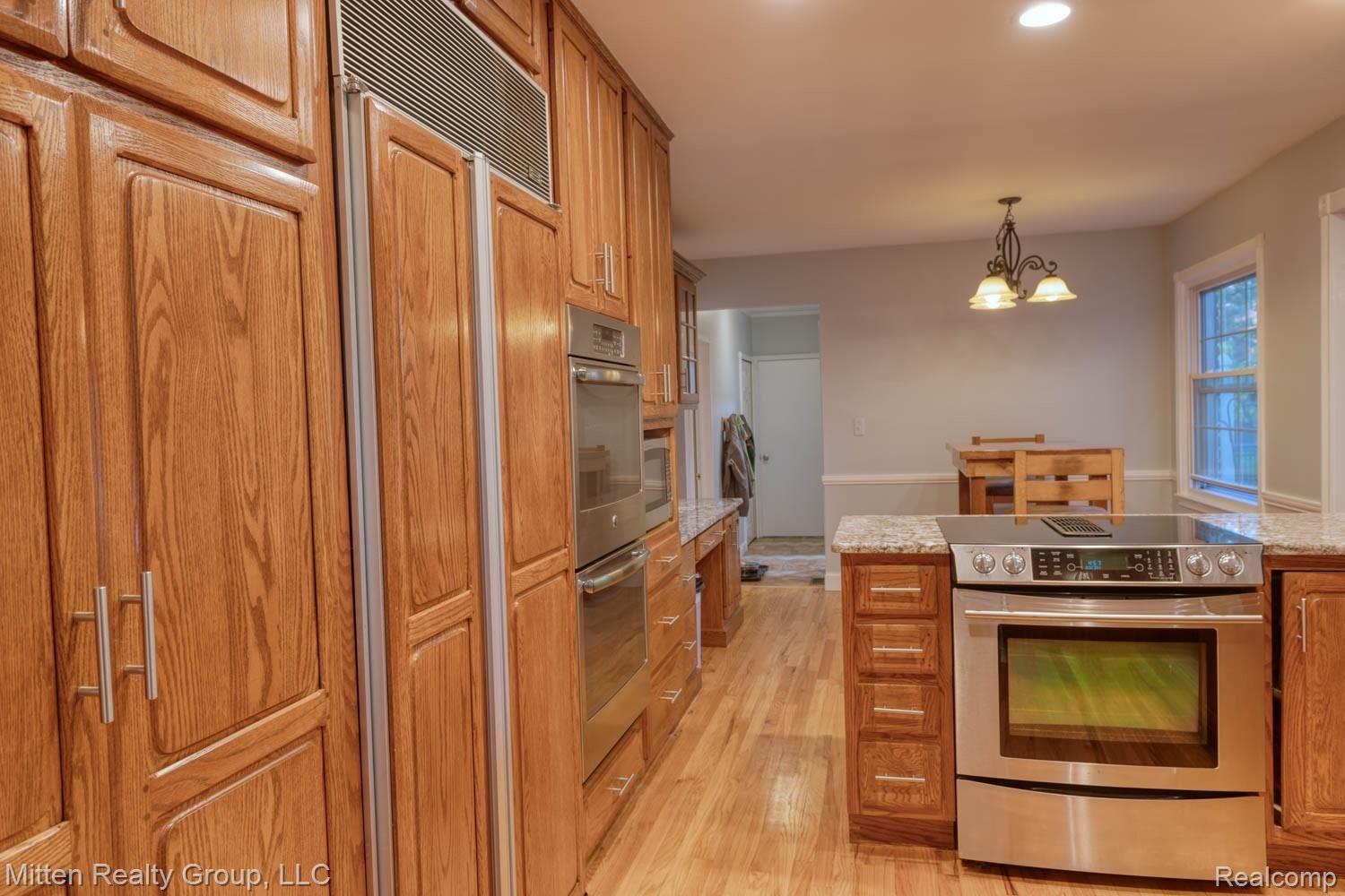856 Spartan Drive Rochester, MI 48309 - Photo 13 of 32 2020_10_13_0017.jpg