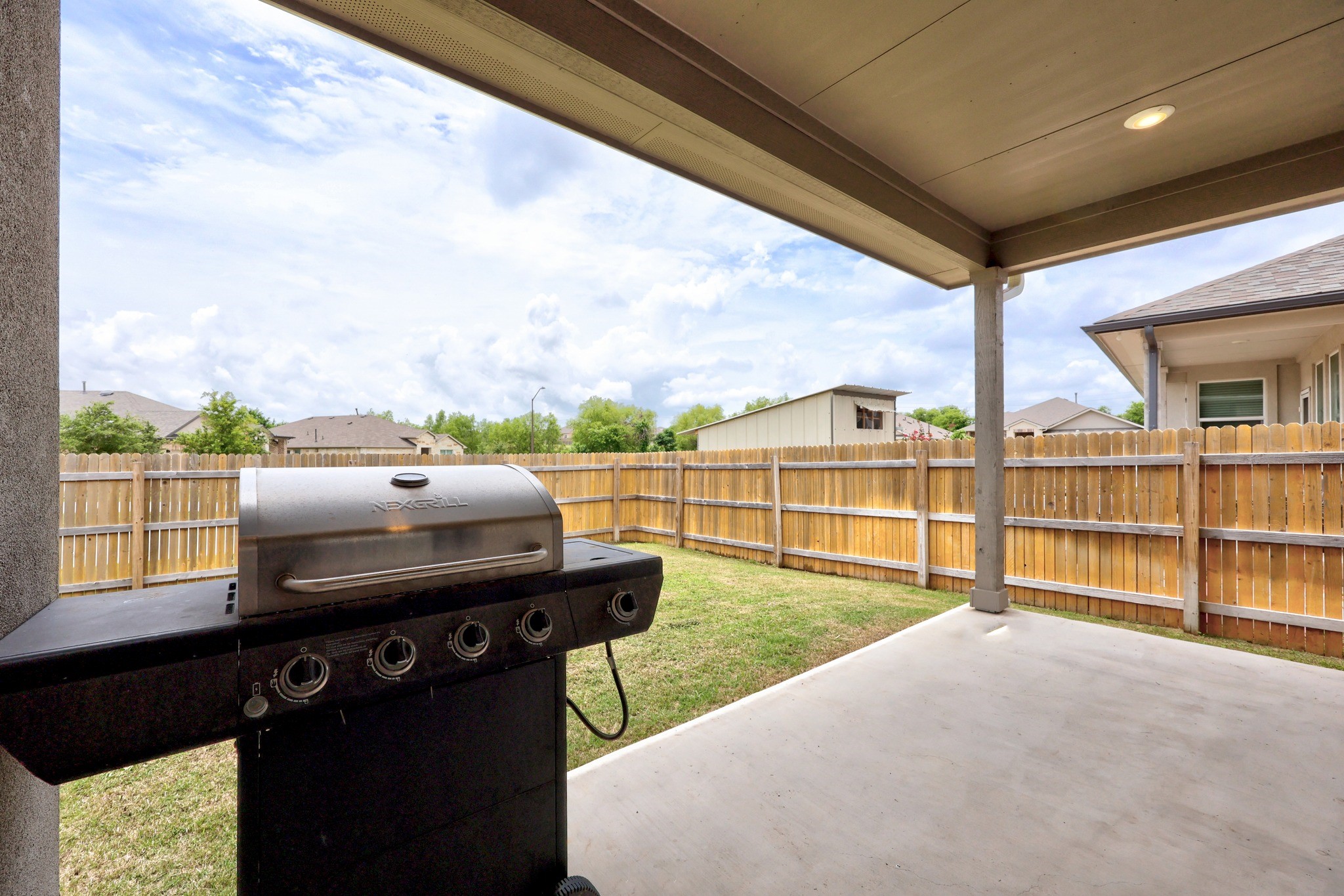 713 Iron Brg Road Georgetown, TX 78626 - Photo 6 of 31