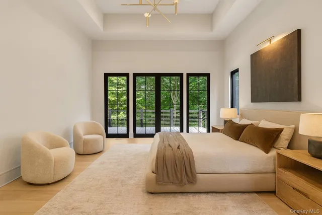 $5,750,000 | 28 Earle Drive, Muttontown, NY 11791