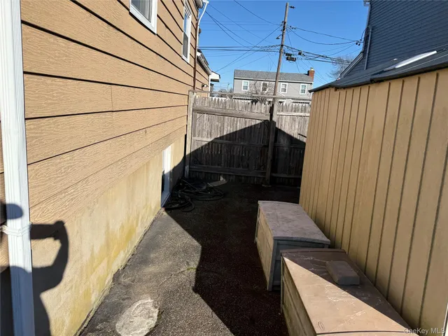 $619,000 | 613 Madison Avenue, Lindenhurst, NY 11757