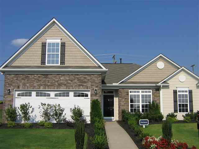 2 Tralee Lane Greer, SC 29650 - Photo 1 of 15 Gallery Image 1