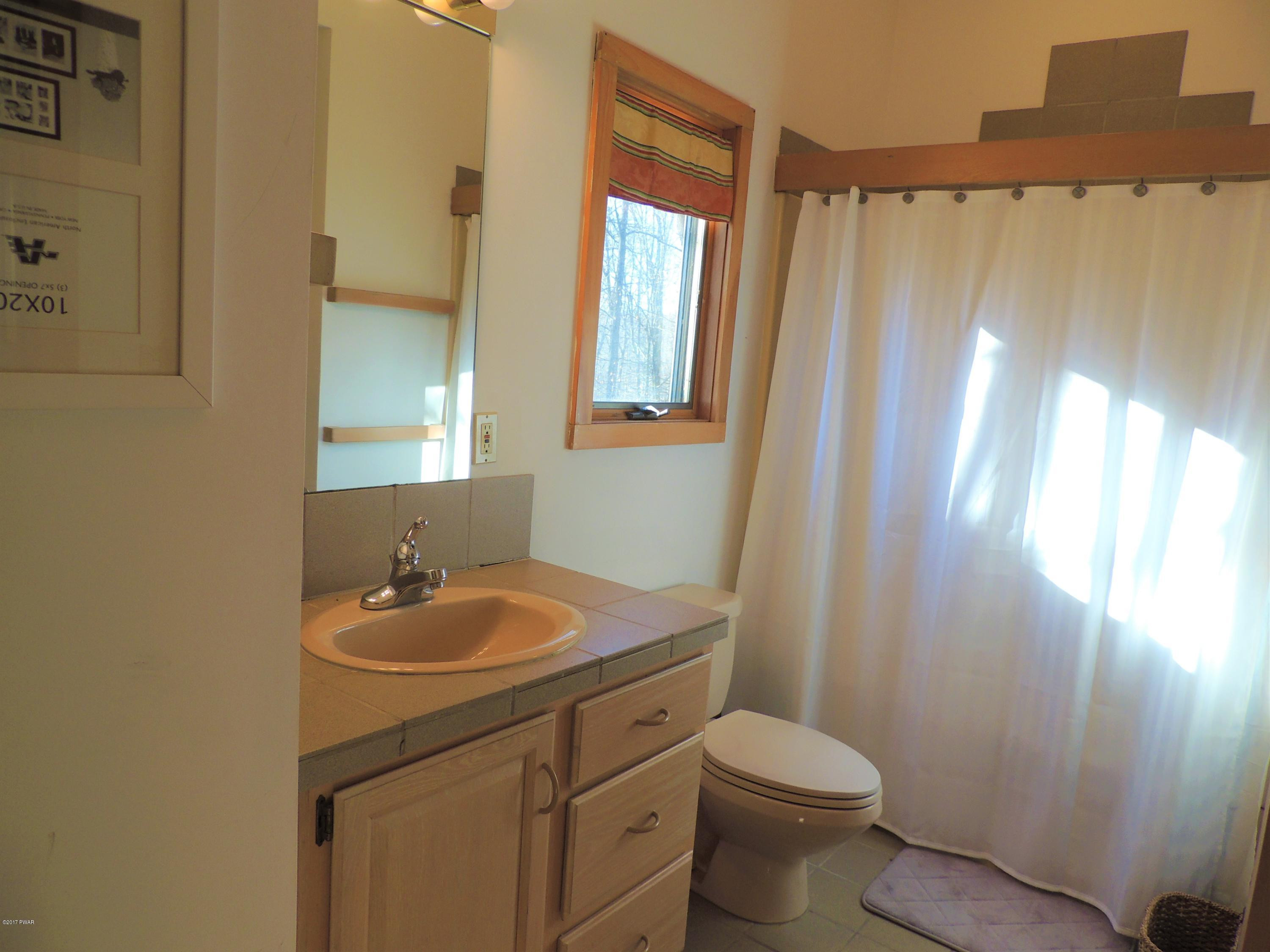 2595 Boulder Road Lake Ariel, PA 18436 - Photo 33 of 54 Boulder BA 2
