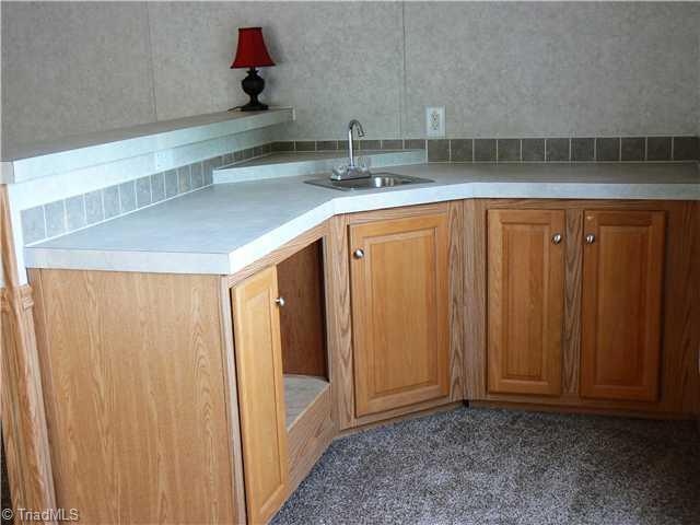 216 Nance Road Denton, NC 27239 - Photo 14 of 16 Den/Family/Great Room. On other end of Den/Family/Great Room is the wet bar.