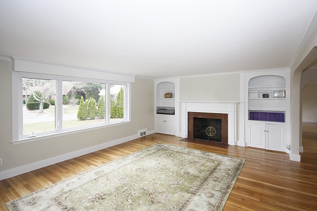 12 Bass River Road Beverly, MA 01915 - Photo 5 of 20 Gallery Image 5