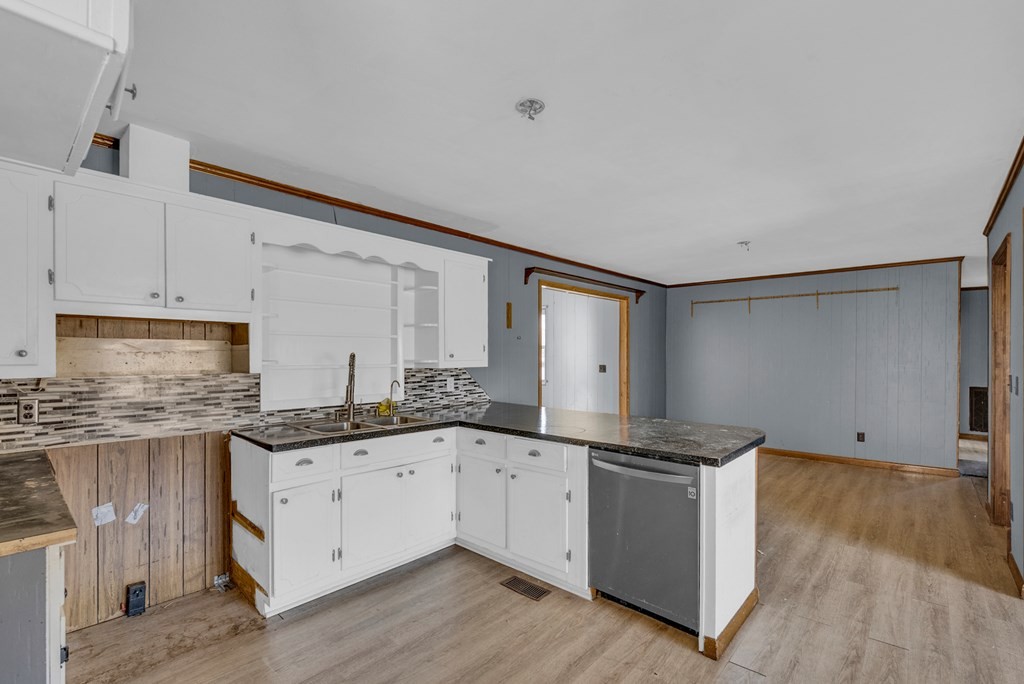 304 Lucille Street Sparta, TN 38583 - Photo 12 of 31