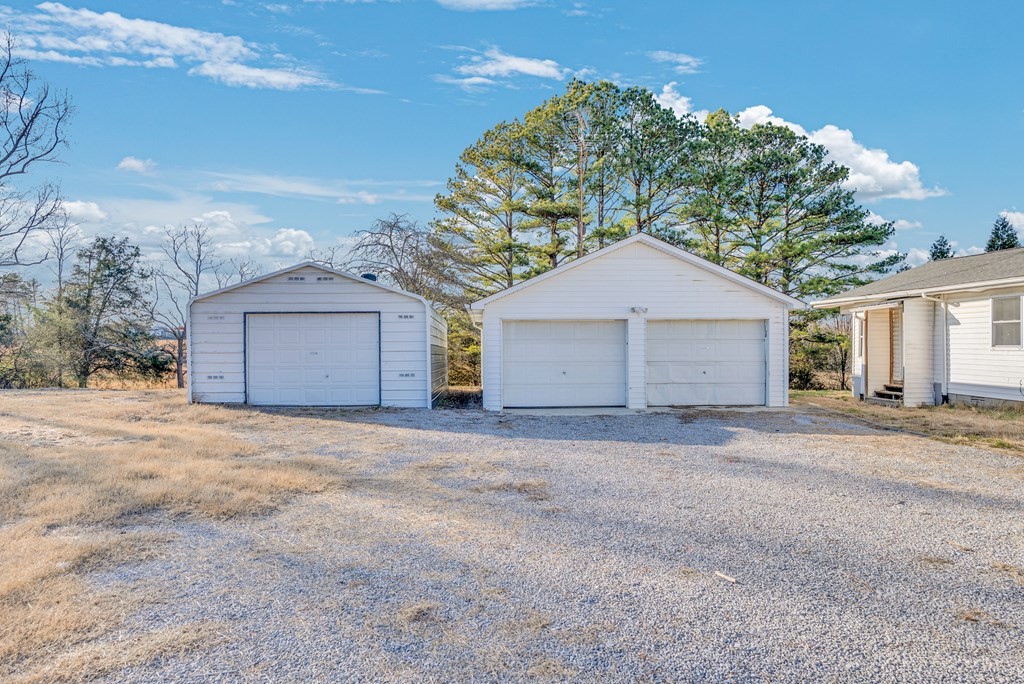 304 Lucille Street Sparta, TN 38583 - Photo 7 of 31
