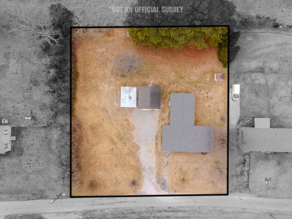 304 Lucille Street Sparta, TN 38583 - Photo 8 of 31