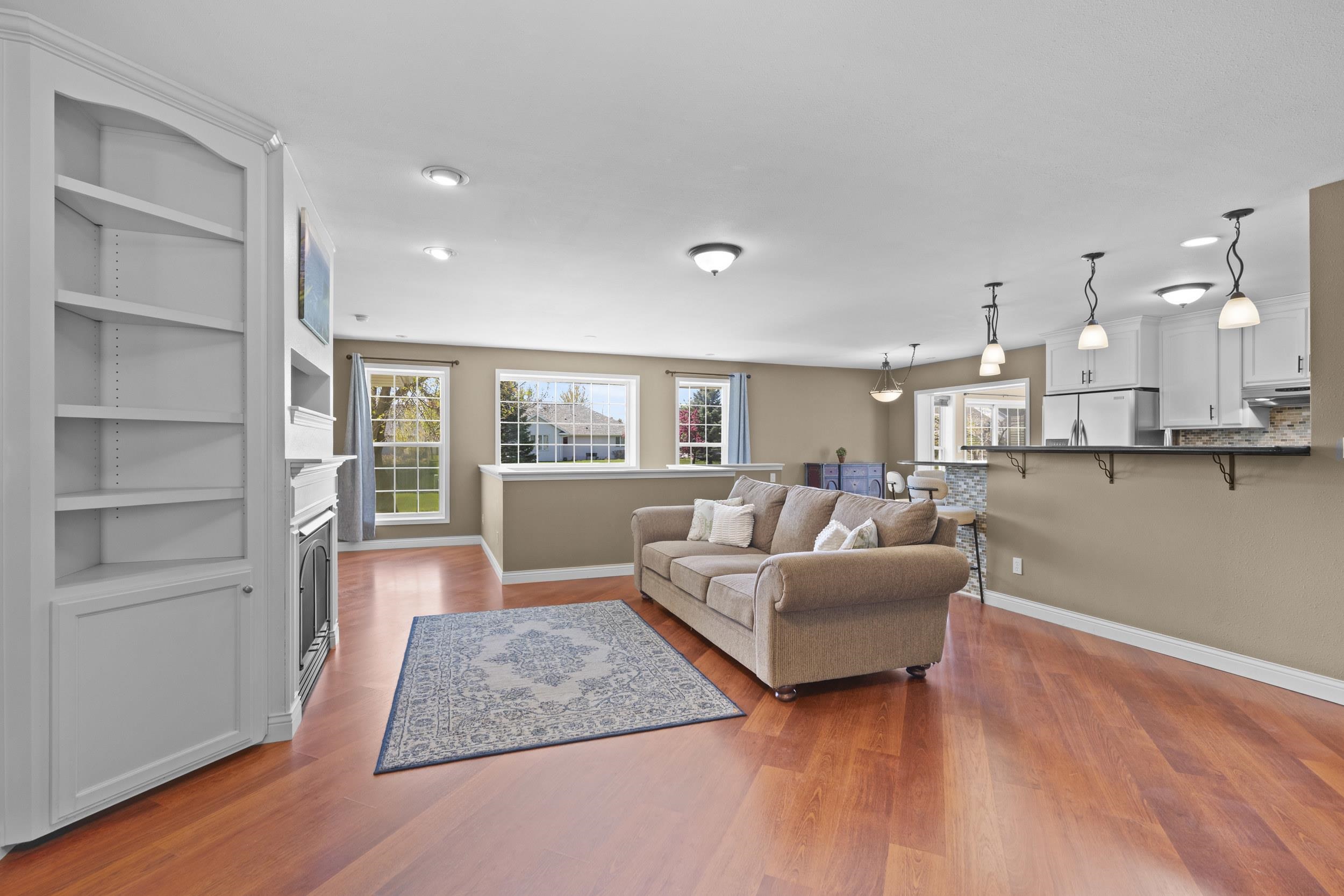 3219 East Fallcreek Lane Appleton, WI 54913 - Photo 6 of 87