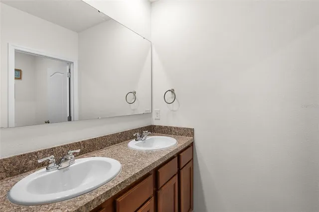 $375,000 | 2024 Griffen Oaks Way, Tavares, FL 32778