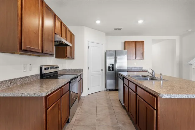 $375,000 | 2024 Griffen Oaks Way, Tavares, FL 32778