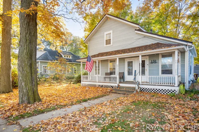 $189,900 | 150 Main Street, Saranac, MI 48881