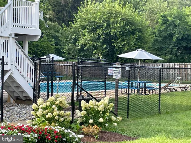 $315,000 | 52 C Leeds Court, Warrenton, VA 20186