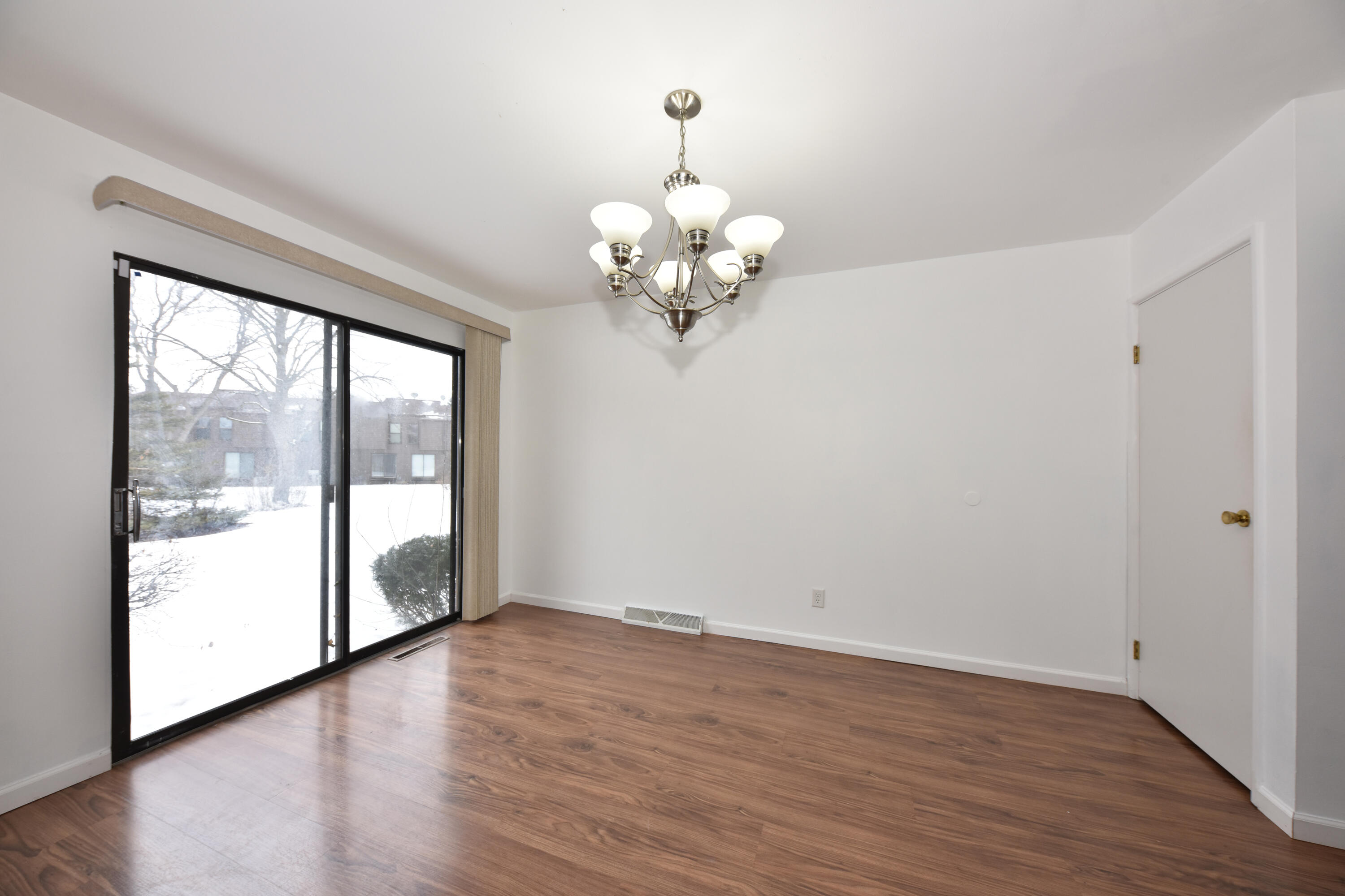 9294 North 70th Street, Unit 3 Milwaukee, WI 53223 - Photo 15 of 50 EUP_4997