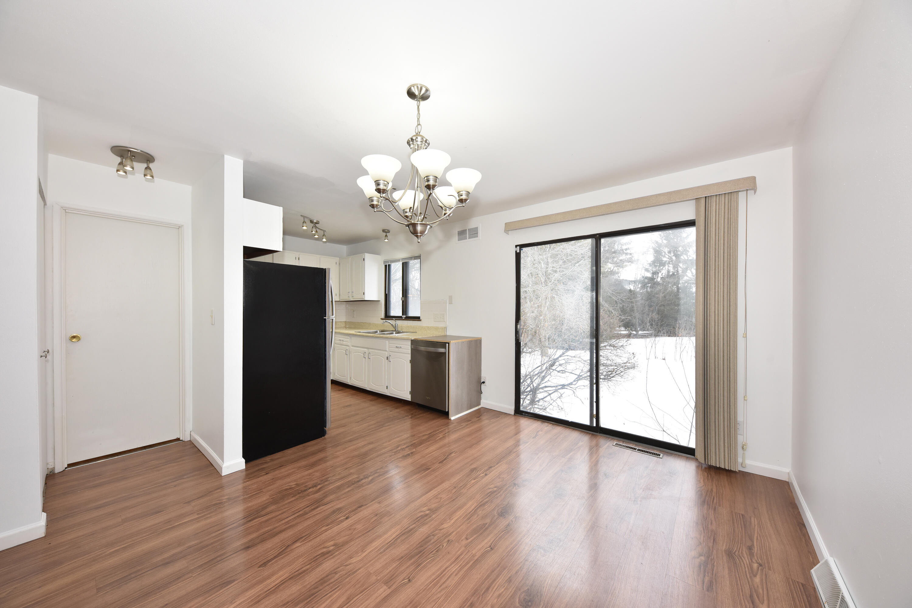 9294 North 70th Street, Unit 3 Milwaukee, WI 53223 - Photo 16 of 50 EUP_4998