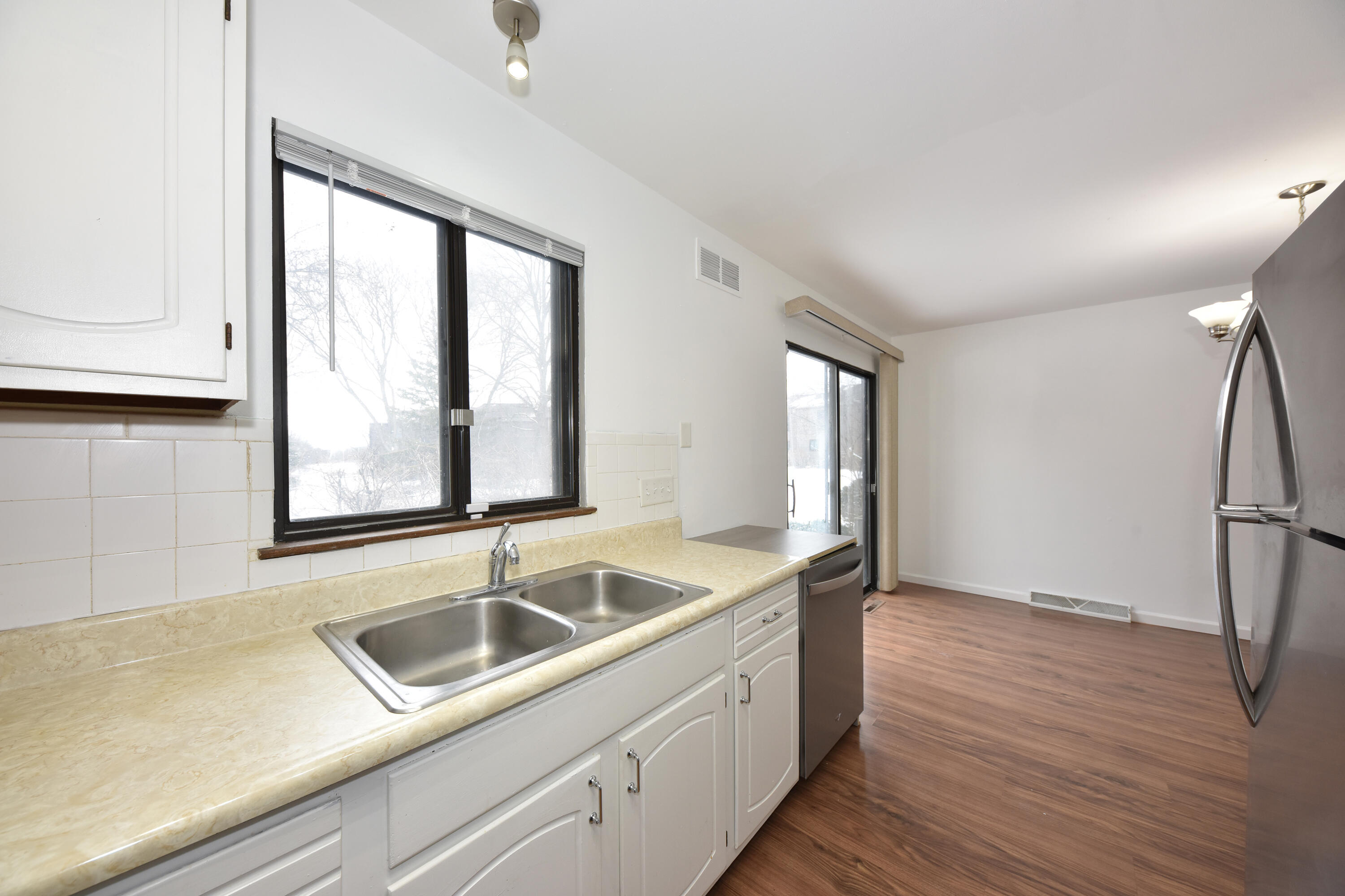 9294 North 70th Street, Unit 3 Milwaukee, WI 53223 - Photo 21 of 50 EUP_5003