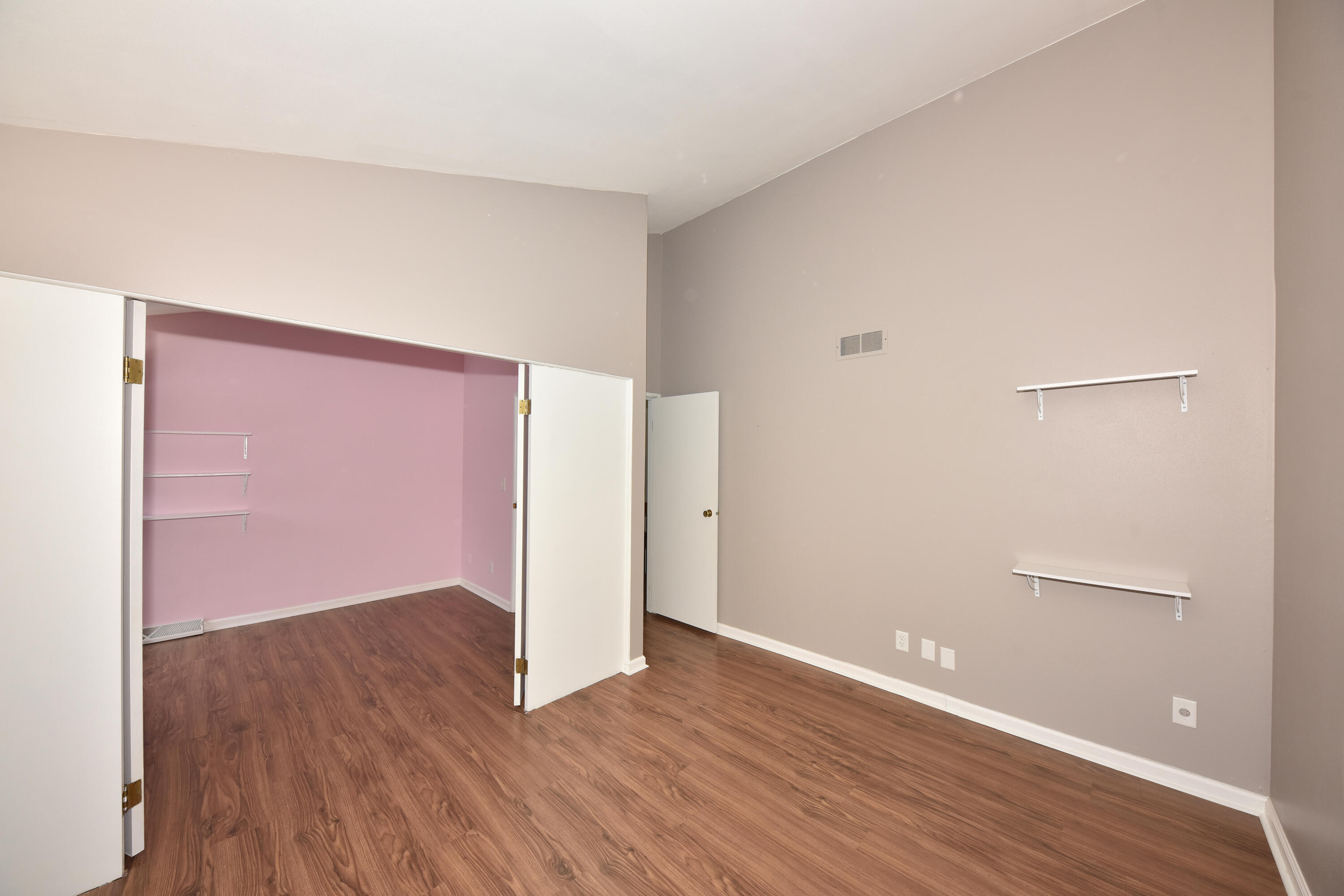 9294 North 70th Street, Unit 3 Milwaukee, WI 53223 - Photo 27 of 50 EUP_5012