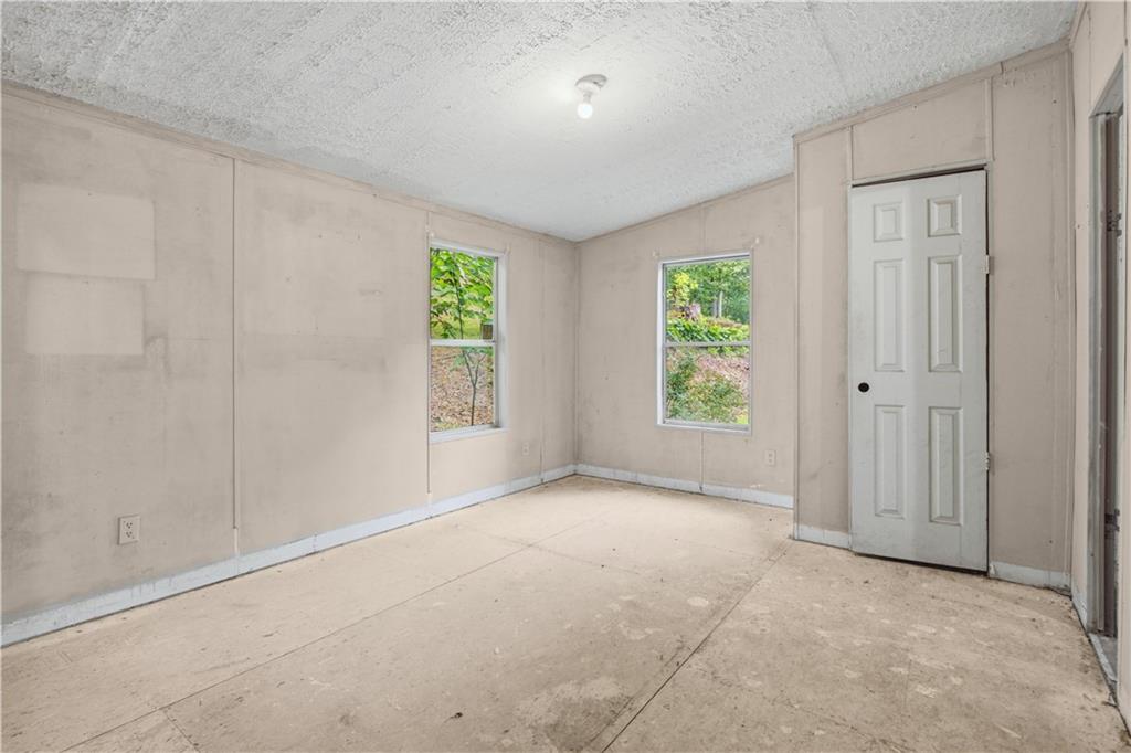 274 Water Plant Road Commerce, GA 30529 - Photo 8 of 22 Gallery Image 8