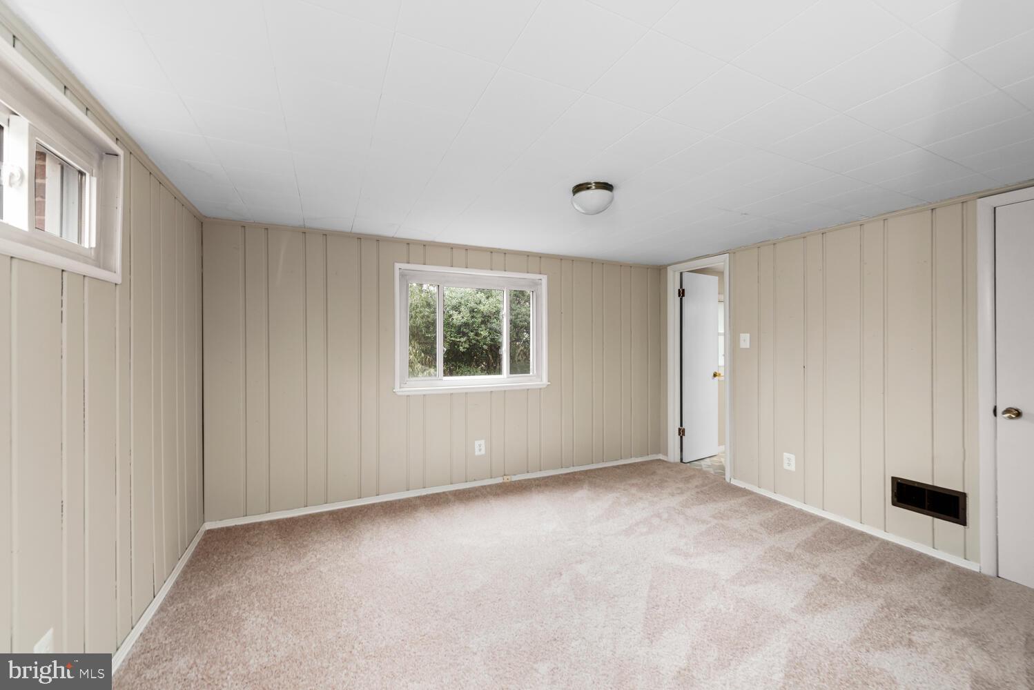 7405 Hallmark Place Springfield, VA 22150 - Photo 28 of 43 Lower level bedroom (#4)