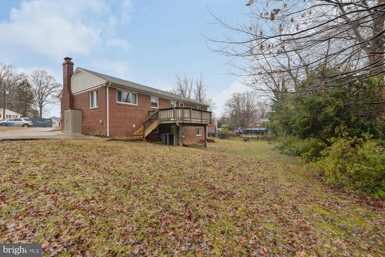 7405 Hallmark Place Springfield, VA 22150 - Photo 36 of 43 Large (14,210 sqft) lot
