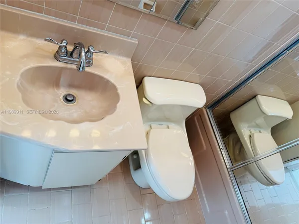 $1,600 | 706 West 40th Place, Unit EFFICIENCY, Hialeah, FL 33012