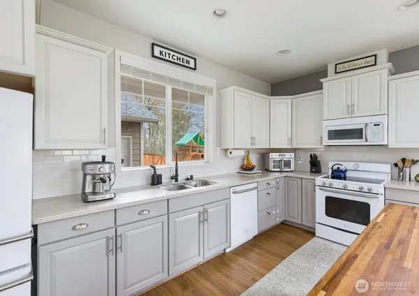 $510,000 | 16403 77th Ave Court East, Puyallup, WA 98375