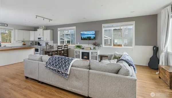 $510,000 | 16403 77th Ave Court East, Puyallup, WA 98375