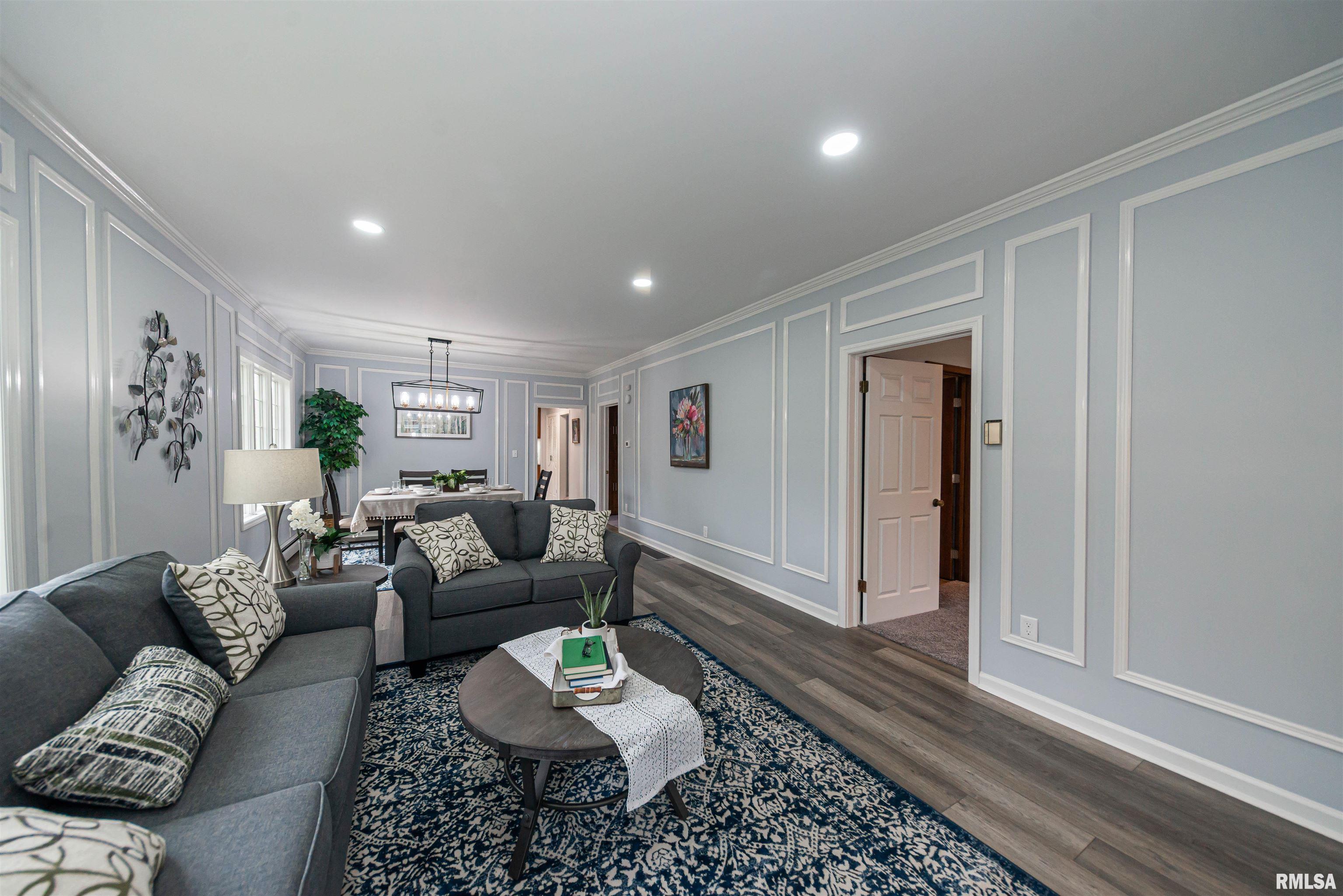 403 Mitchell Street Benton, IL 62812 - Photo 11 of 42