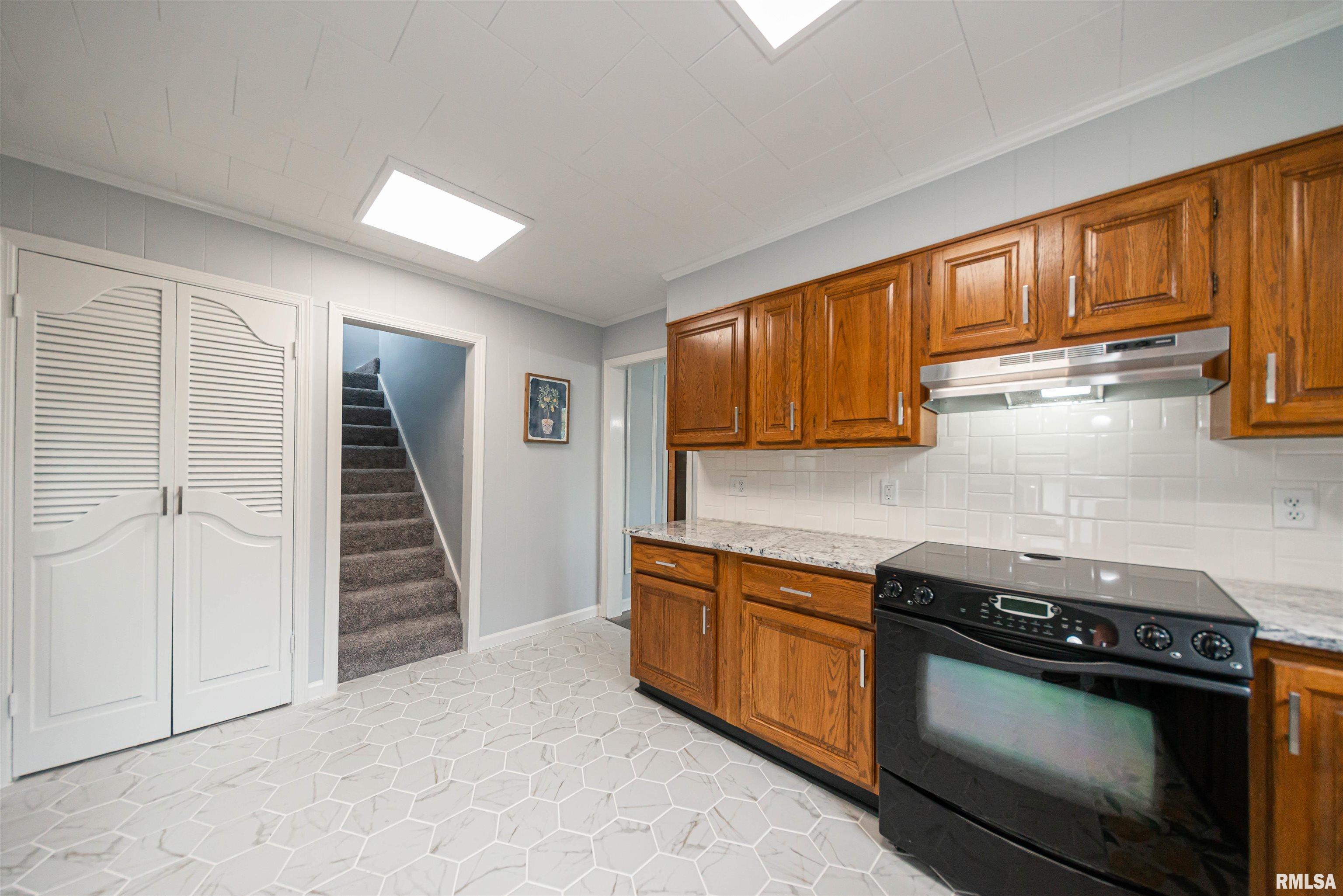 403 Mitchell Street Benton, IL 62812 - Photo 25 of 42