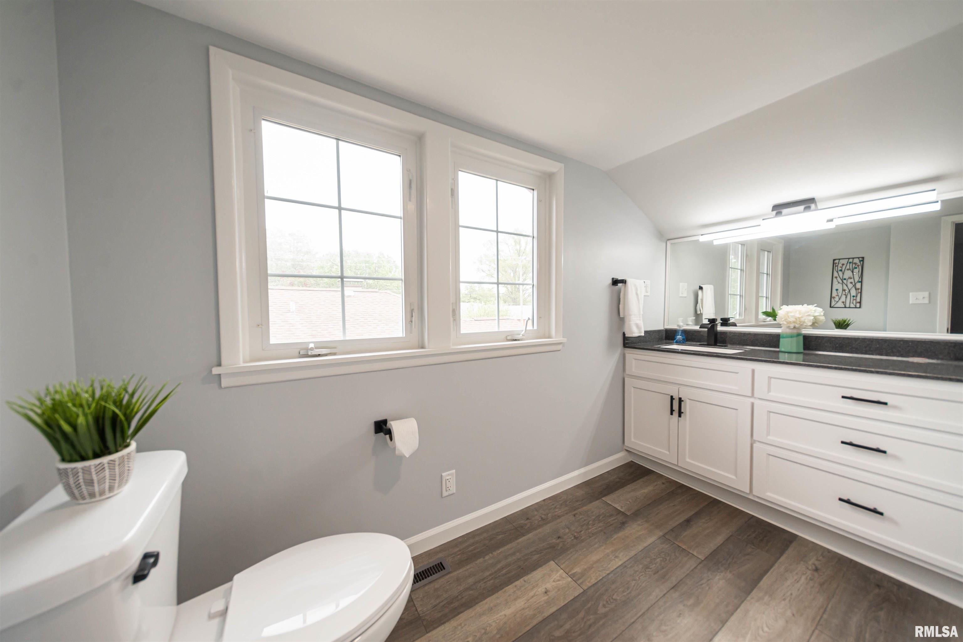 403 Mitchell Street Benton, IL 62812 - Photo 30 of 42