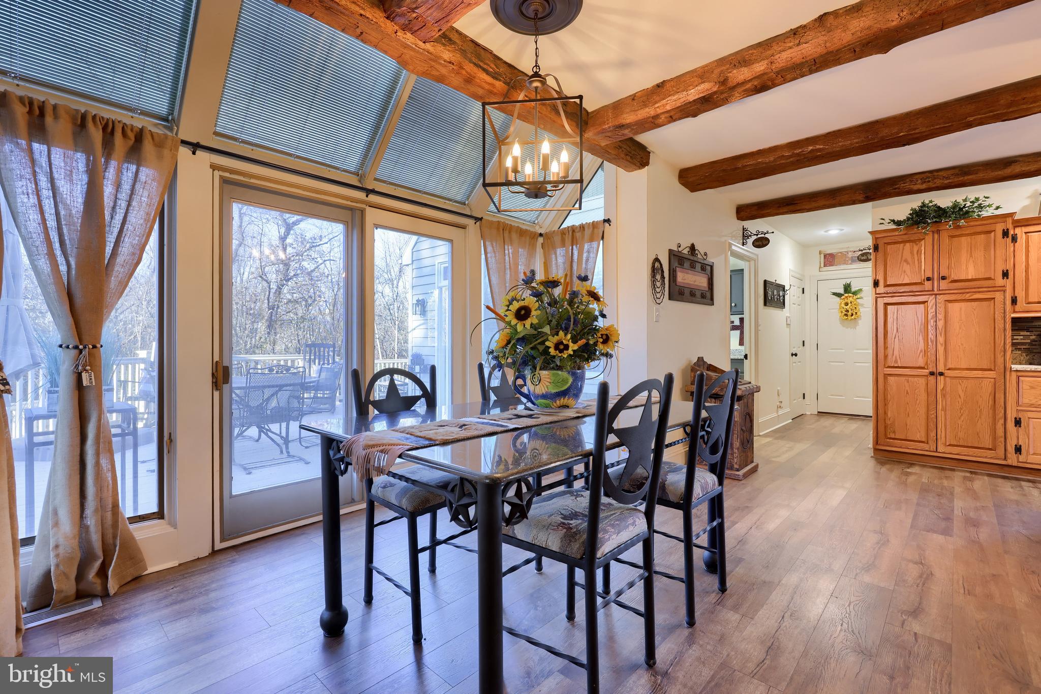 90 Hossler Road Manheim, PA 17545 - Photo 17 of 99 Conservatory windows