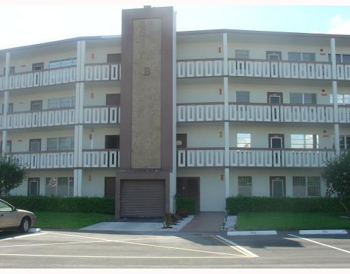 2023 Cornwall East, Unit 2023 Boca Raton, FL 33434 - Photo 1 of 13 Primary Photo
