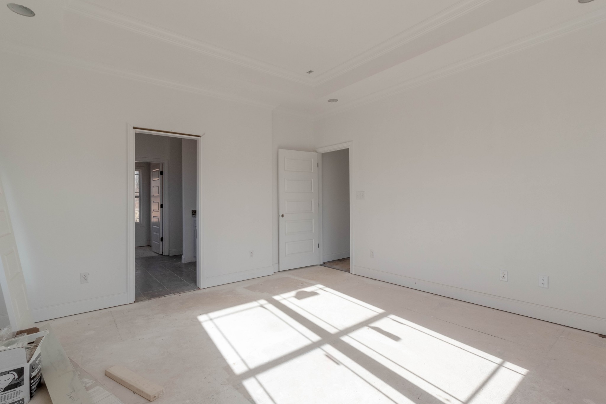 1436 Hickory Point Road Clarksville, TN 37043 - Photo 13 of 22 a view of an empty room and window