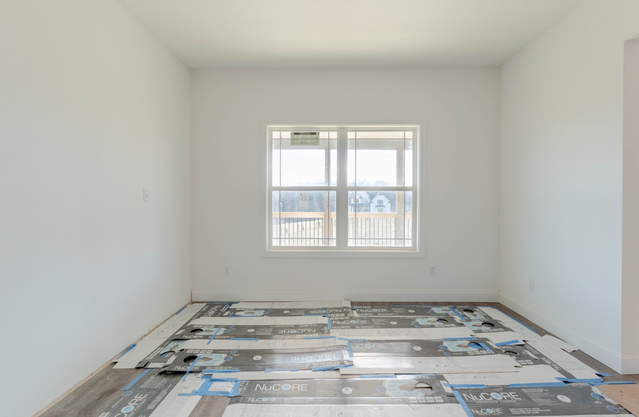 1436 Hickory Point Road Clarksville, TN 37043 - Photo 10 of 22 a view of a room that has a rug in it