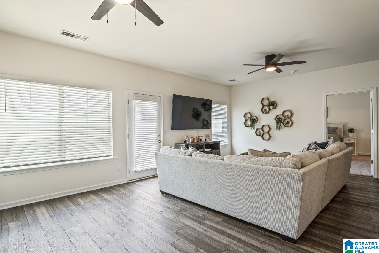495 Alpine View Columbiana, AL 35051 - Photo 8 of 31