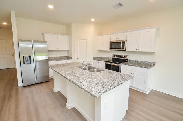 $3,200 | 27314 Clear Breeze Drive, Katy, TX 77493