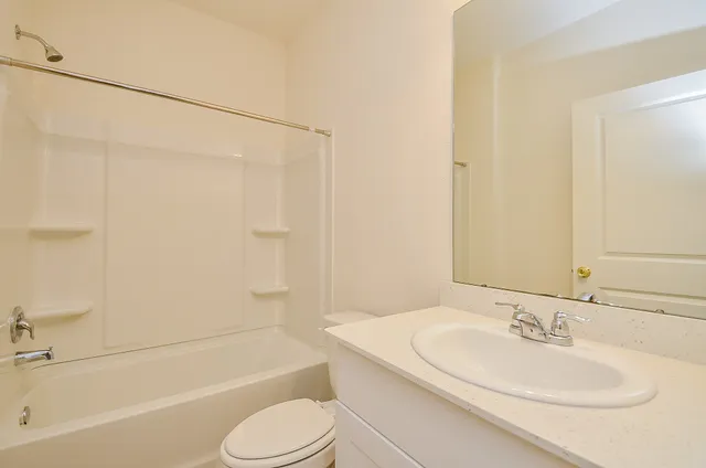 $3,200 | 27314 Clear Breeze Drive, Katy, TX 77493